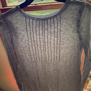 Long sleeve gray shirt